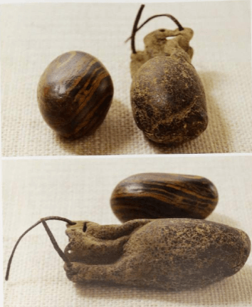 Fotos da pedra de vidente no novo volume do Joseph Smith Papers. (Imagem: Rick Bowmer/AP)