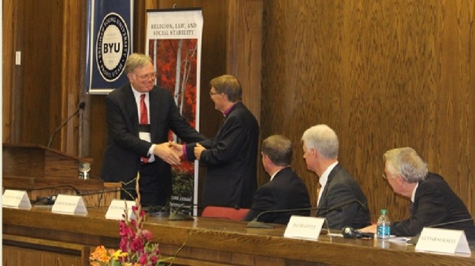 Sociólogo cancela participação em simpósio da BYU sobre direitos religiosos ironicamente por causa da violação de direitos religiosos dos alunos pela própria BYU